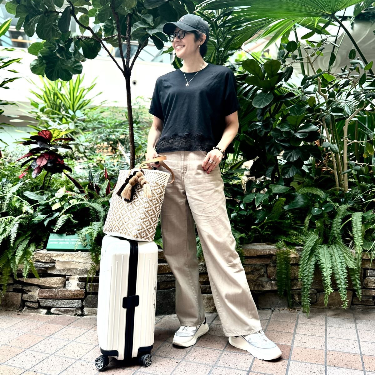 北海道グルメを求めて母娘札幌の旅 Vol.1 〜 移動コーデはRED CARD TOKYO × éclat Manoaデニムで ＆ 初日夜は道産のお肉を堪能♪〜