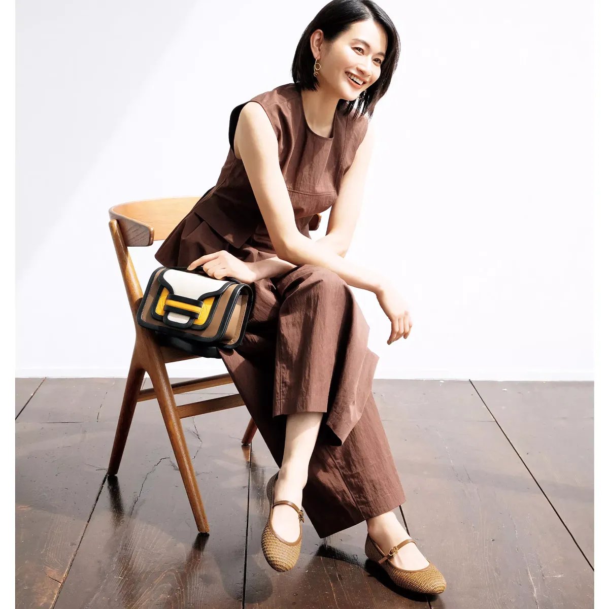 大人の足もとを軽やかに美しく！ Gianvito Rossiのラフィアバレエシューズ