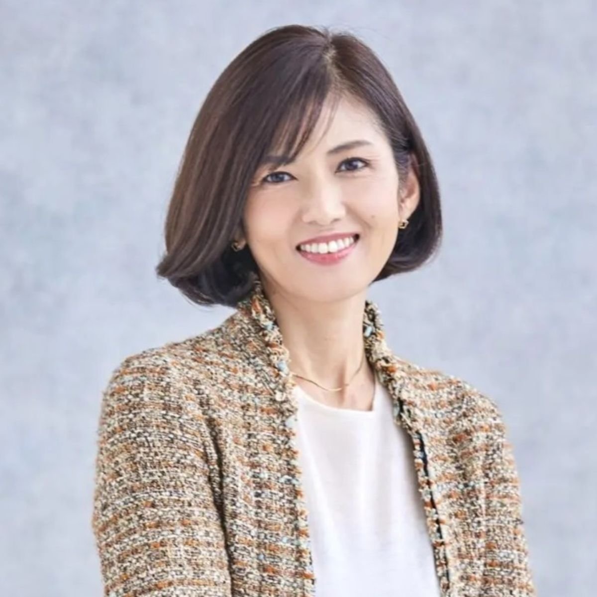 秋の髪型は上品なツヤ感をプラス。秋服に似合う「大人のボブヘア」3選