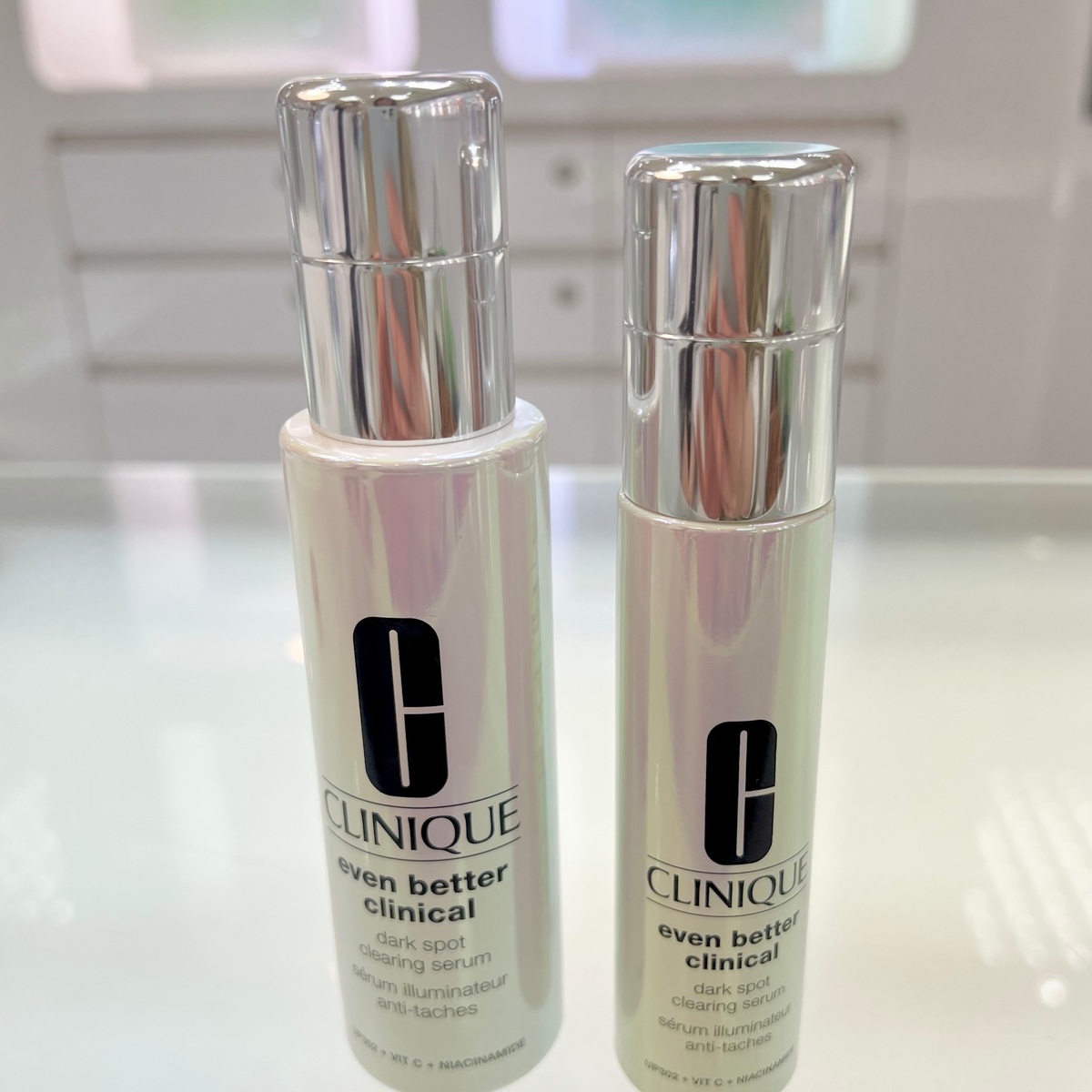 クリニークの美容液で透明感あふれる明るい肌へ