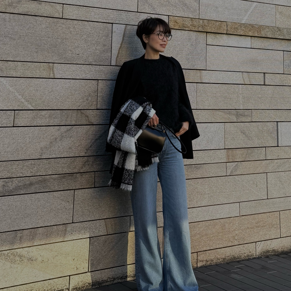 春に向けて更新したデニムで作る！大人の休日スタイル