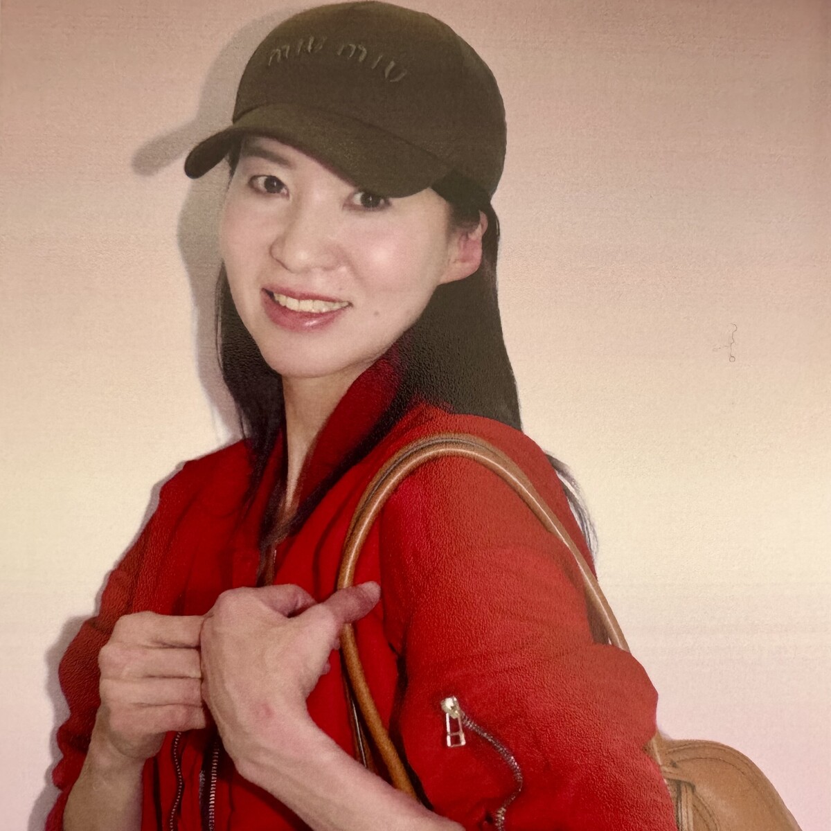 ５０代春のキャップコーデ〜被り方のコツ