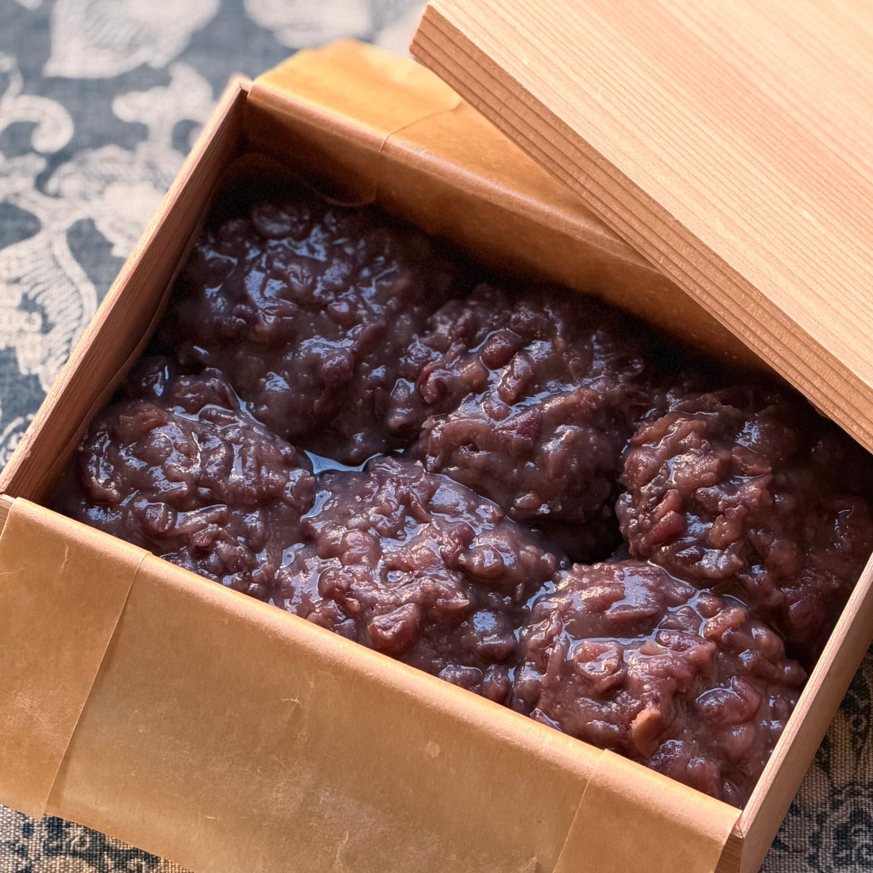 【京都でしか買えない和菓子土産4選】老舗の銘菓から星付き料亭の絶品おはぎまで