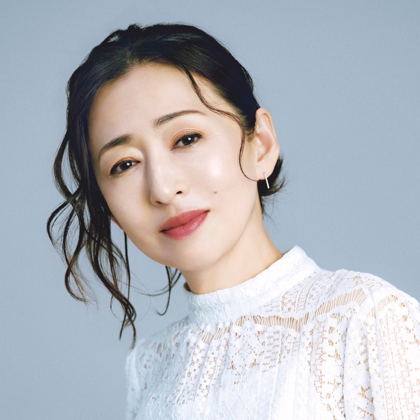 【松雪泰子さんインタビュー】自分の軸を保ちながら選択する自由を手中にする。円熟って、そんなイメージ