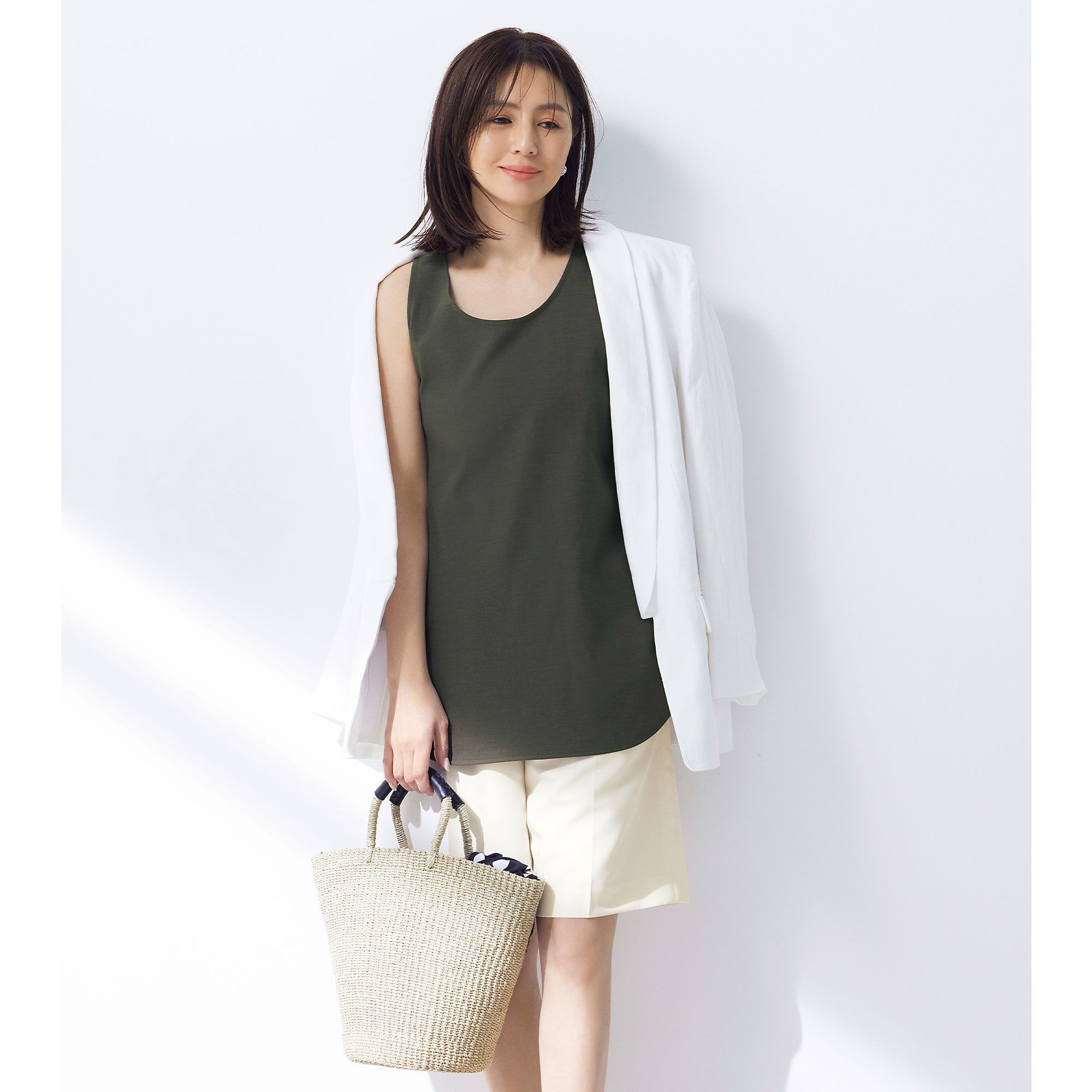 大人の女性に似合うバランスが完成！井川遥さんが着る「loin. 」の2WAY