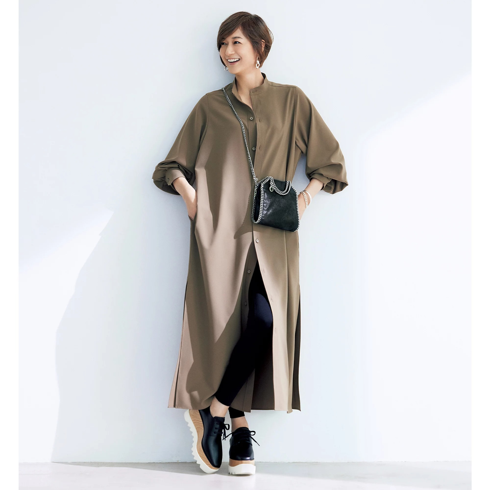 エクラプレミアムに初登場！ 富岡佳子さんがまとう「STELLA McCARTNEY 