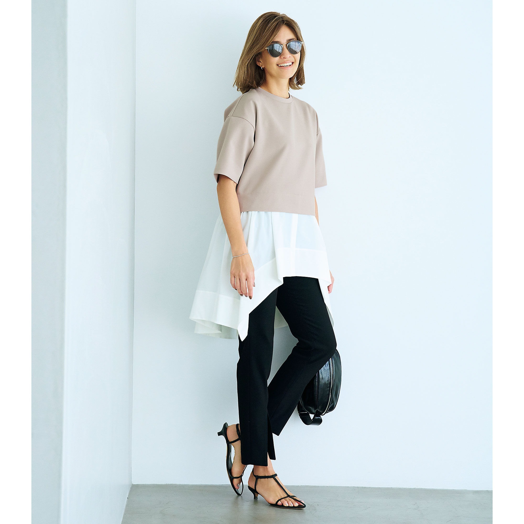 上品かつモダンなグレージュをエクラが別注！「LE PHIL×éclat