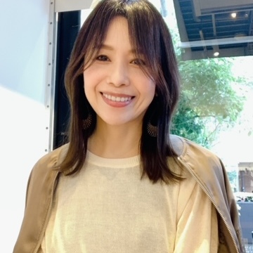 お顔の印象は変わるのよ、ヘアスタイルで。