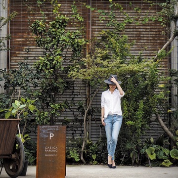 秋小物を身につけて