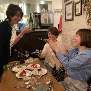代々木上原の人気ビストロで華組ディナー会