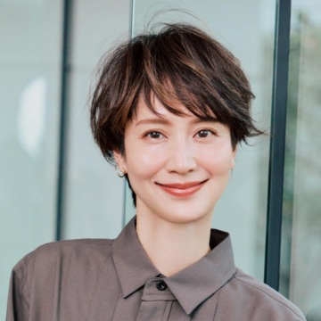 根元からの大きなカールが決め手。ボリューム不足を解決する丸みショート【40代・50代髪型】