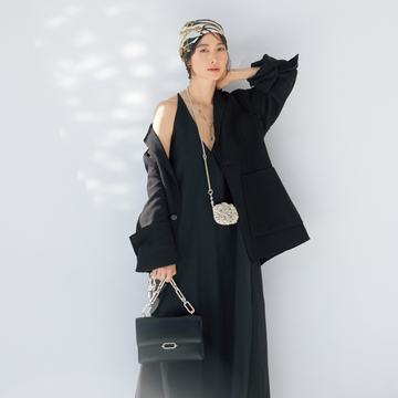 【春、エルメスの色をまとう】ブラック小物＆シルバージュエリーでとびきりリュクスに