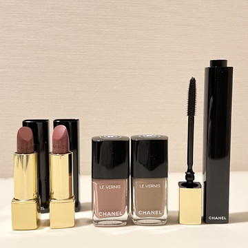 50代は絶対、見逃さないで！シャネルの秋冬メイクアイテムは肌をきれいに見せる「神色」です【ウェブエクラ編集長オサニャイの「これ、いただくわ」#43】