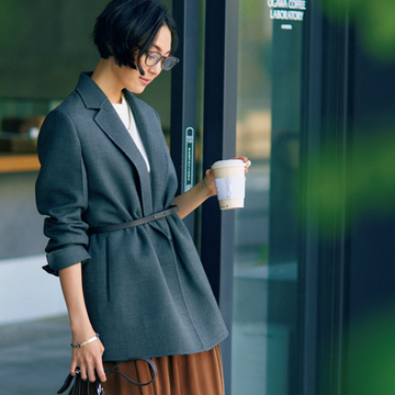 【夏から秋への着回し7】額縁ジャケット効果でシックなスカートコーデの完成！