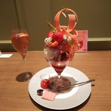 『ピエール マルコリーニ』