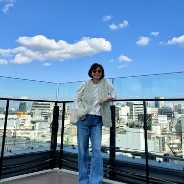 渋谷を一望するレストランで華組ランチ