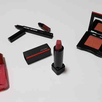 資生堂150周年記念メイクアップコレクションが使えます！