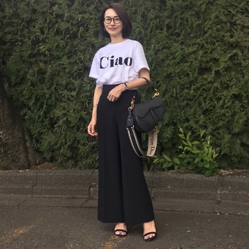 大人のロゴTコーデ♪