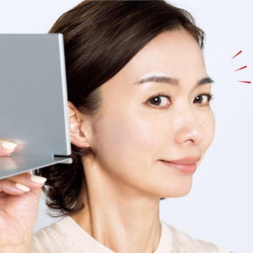 ツヤを抑えせて自然に盛れる“眉上”メイクテクニック【“3大くぼ地”を盛って幸せ顔を手に入れる】