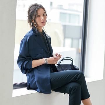 はおるだけで素敵になれる、体型カバーもかなう。「進化したシャツ」は大人を救う！　五選