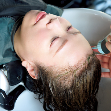 【50代の頭皮ケア】取り去る頭皮ケア「頭頭脳プログラム」を体験レポート！