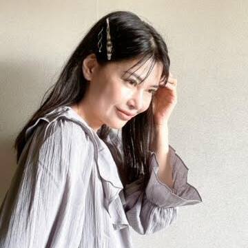 簡単で超シンプル。ヘアアクセサリーで作る秋冬ヘアアレンジ