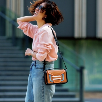 ピエール アルディのバッグでおしゃれの可能性が広がる【大草直子の夏のマジックアイテム】