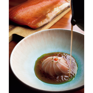 緑の中にたたずむ一軒家のネオ・イタリアンレストラン『Restaurant Naz』で、贅沢な美食体験を