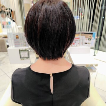 春だから🎵襟足スッキリカット