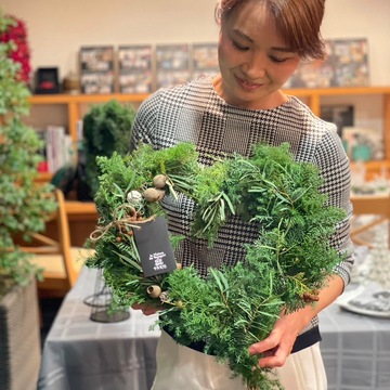 二子玉川でパリスタイルクリスマスリースのワークショップへ🎄✨