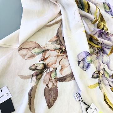 夏のストールの選び方♪