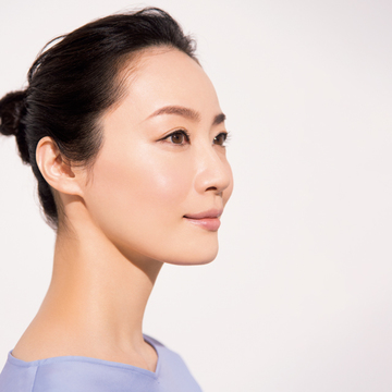 シミをカバーして生き生きと。藤原美智子さんが考える「私らしい顔」のつくり方