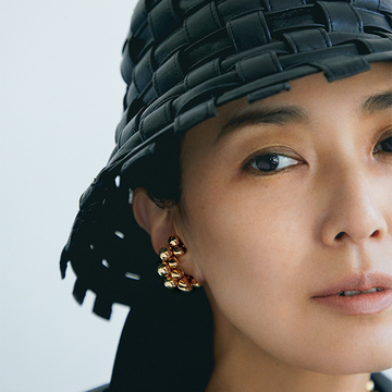 カルティエの「クラッシュ ドゥ カルティエ」【板谷由夏×伊藤美佐季の「ドラマを生むジュエリー」】