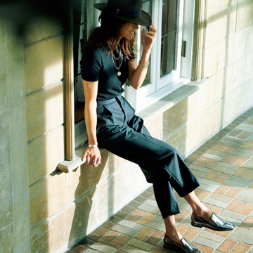 【マダム戸野塚が選ぶ秋の靴】一歩進んだ正統派マニッシュ靴×足首見せで、女っぽさと抜け感を