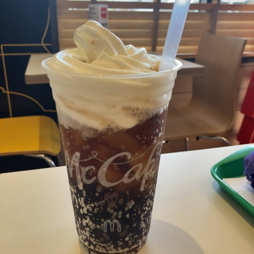 ひそかにマックフロートが好き　笑