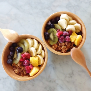 体が喜ぶ♡天然酵母グラノーラでアサイーボウルを