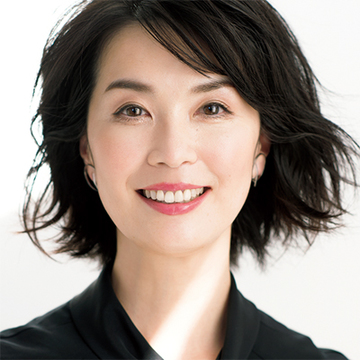 血色ピンクがカギ！ 幸福感あふれる“究極の引き上げメイク”【新しいコスメでNEW FACE】