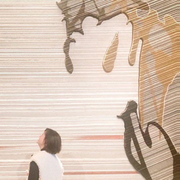 名古屋にNEW OPENのホテルは白のツイードジレコーデで