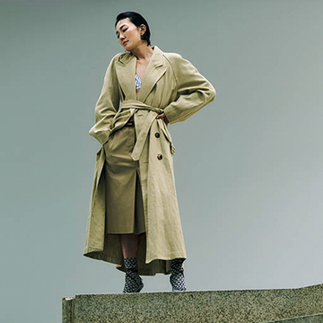 【板谷由夏が着こなすドリス ヴァン ノッテン】ワークスタイルとフェ ミニティとの対峙を楽しむ