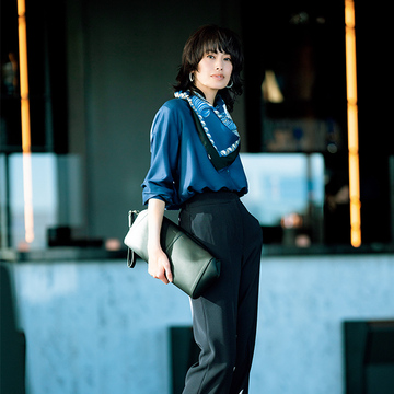 シャープさと気品を感じさせる「ジャンヴィト ロッシ」のポインテッドトゥパンプス