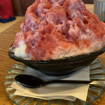 　旧鴻池邸表屋「みやけ」でかき氷