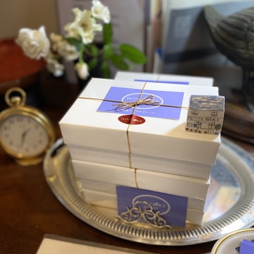 【SNSで話題の手土産】「ロイヤルクッキー」と呼ばれる〈荻窪プチグレース〉のスノーボール