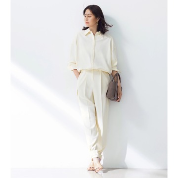 エクラ別注ができました！井川遥さんが着る「loin.」のジャンプスーツ