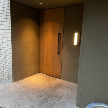 元麻布の隠れ家　中華レストランへ