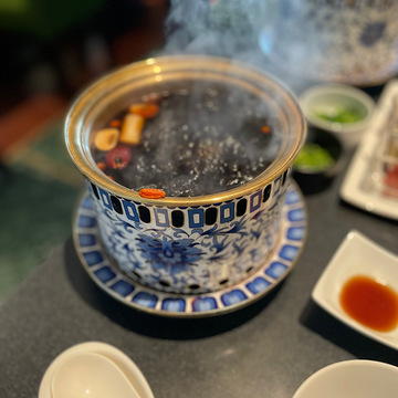 きのこの旨味たっぷりきのこ鍋！