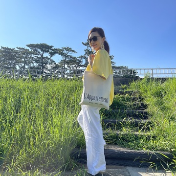 9月1日発売！！éclat10月号特別付録は大人のロゴトートバッグ