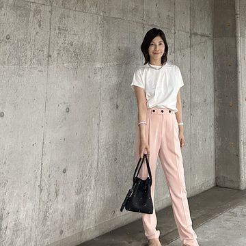 今年の白Tはフレンチスリーブ推し