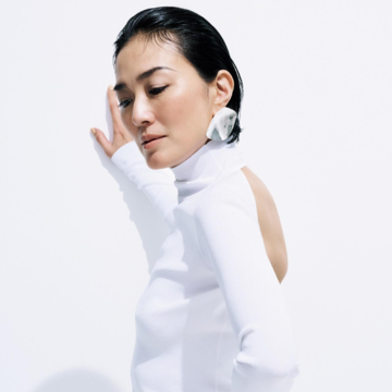 【板谷由夏×伊藤美佐季の「ドラマを生むジュエリー」】建築とジュエリーデザインの融合。注目ブランド「キンレイデン」