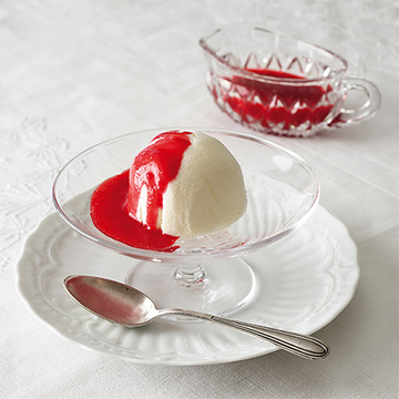 フランボワーズソースとも好相性！チーズの濃厚な味わいを楽しめる「クレメ・ダンジェ」の作り方