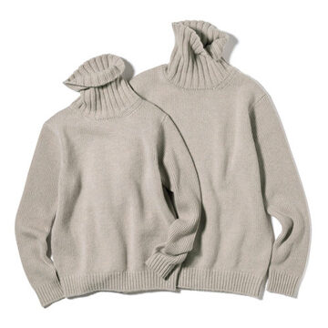 ジャストからゆったりまで「どう着る?」でサイズを選べる「SLOANE」のタートルニット